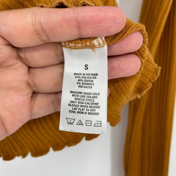 Aeropostale Mustard Yellow Ribbed Shrunken Tee Small - Picture 6 of 6